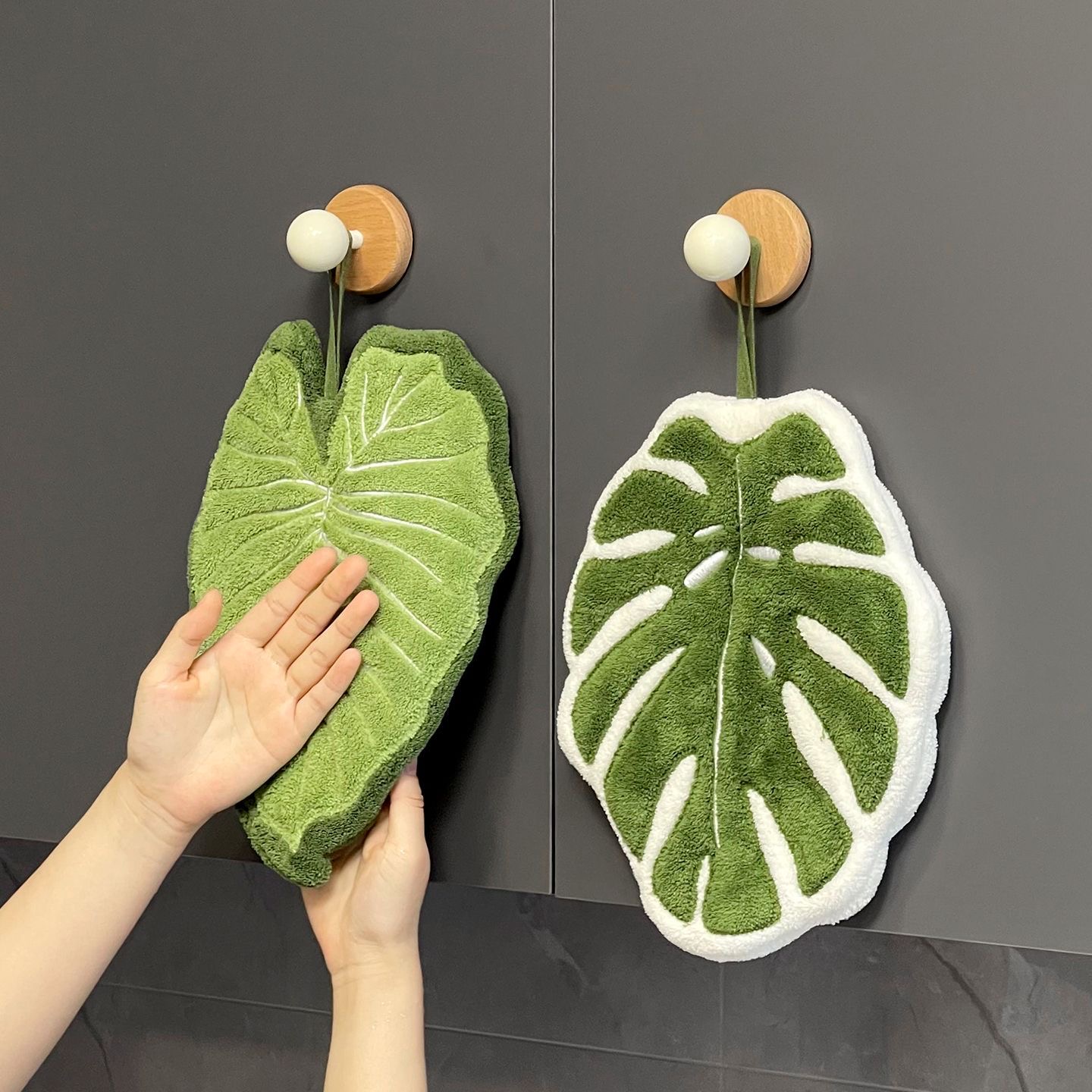 Home Goods Bathroom Decor - Serviette de toilette en forme de