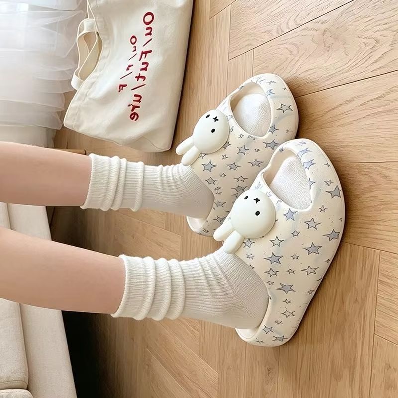 Mignonnes pantoufles Miffy Bun - Home Bathroom Movie avis et prix